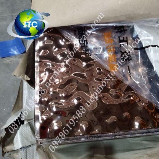 TẤM INOX SÓNG NƯỚC MÀU HỒNG