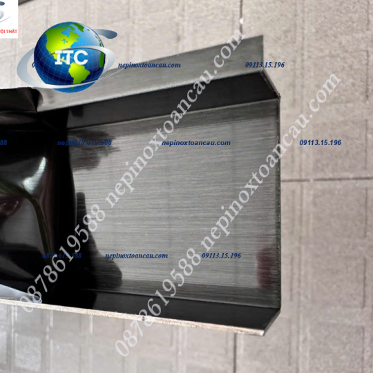 LEN CHÂN TƯỜNG ÂM INOX